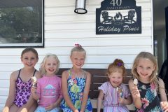 family-friendly-cottage-resort-ice-cream-scaled